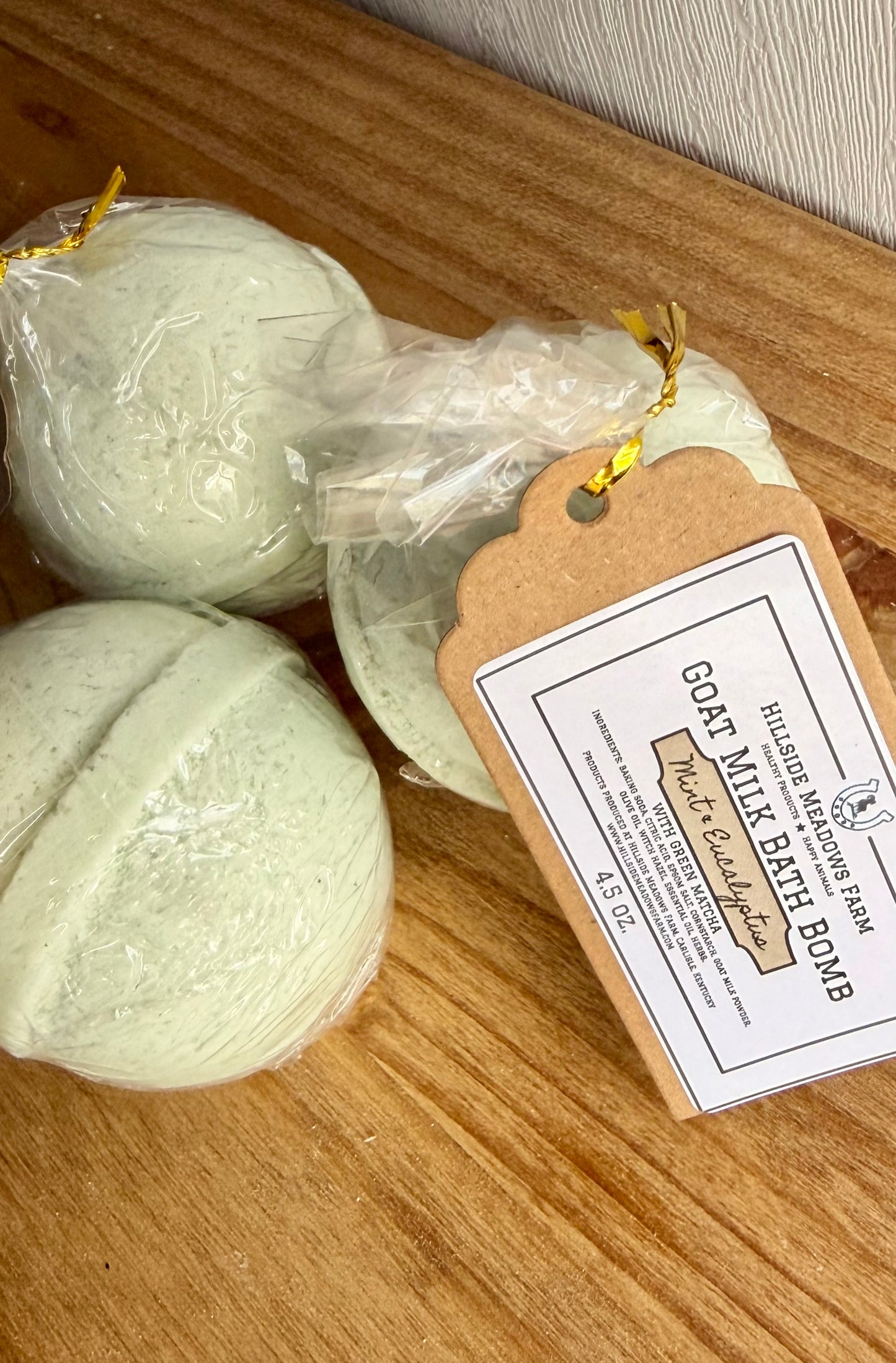Mint & Eucalyptus Bath Bomb
